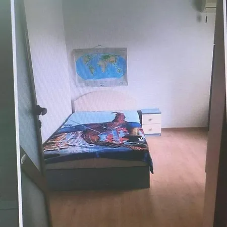 Apartment Sweet Dreams *